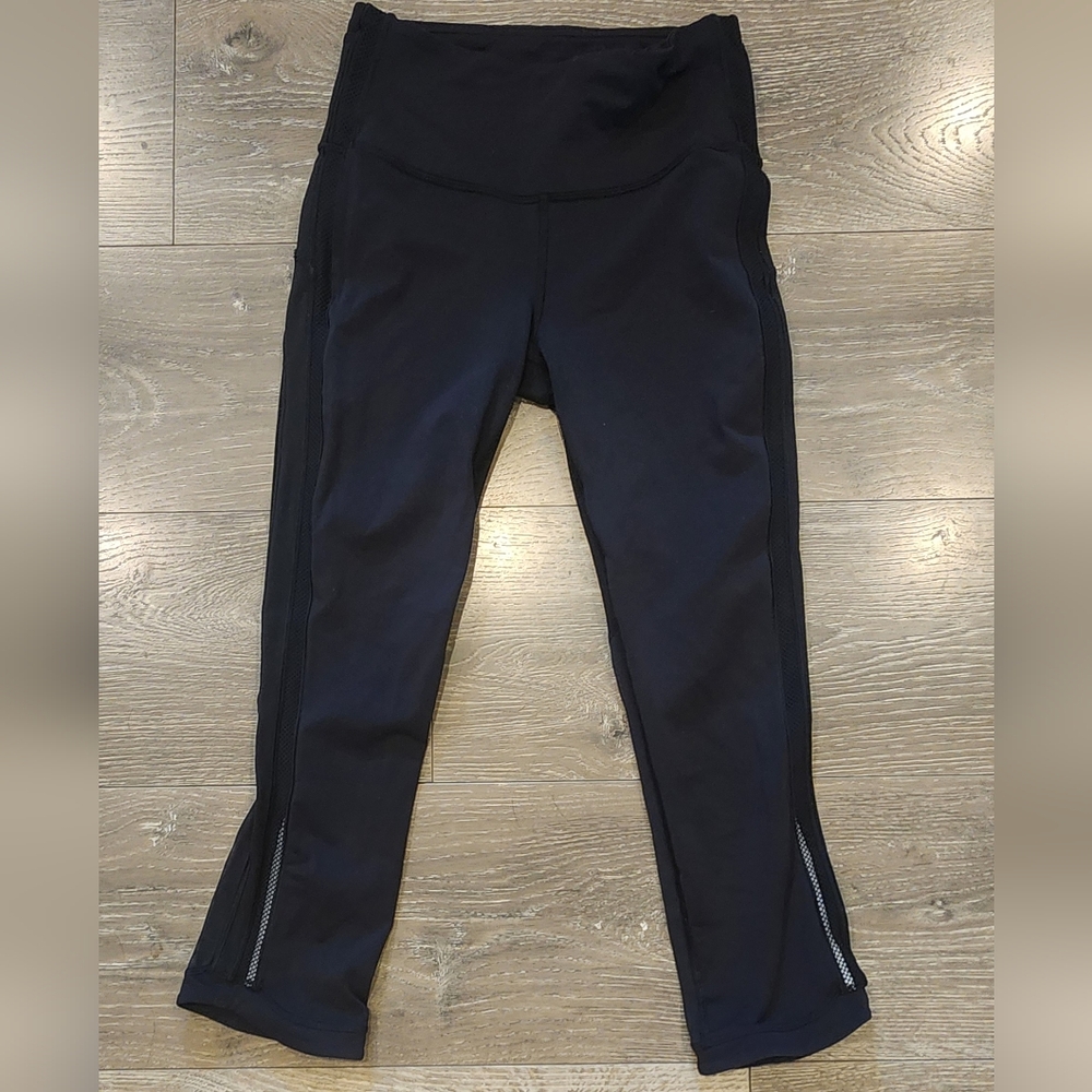 Lululemon size 4 leggings